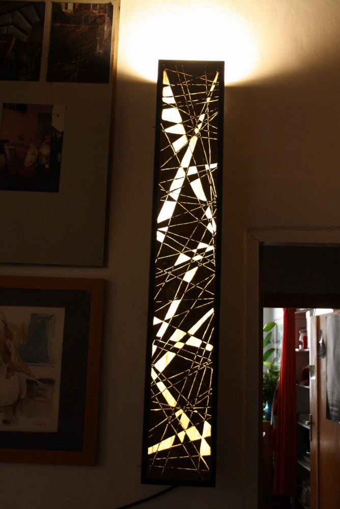 monolite luminoso in ferro